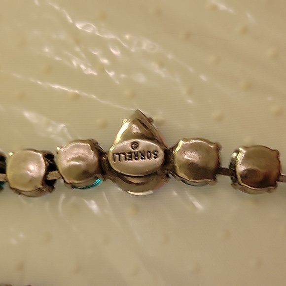 Sorrelli blue necklace - Picture 4 of 4